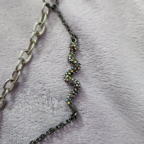 Guess Charm Necklace - Picture 3 of 5